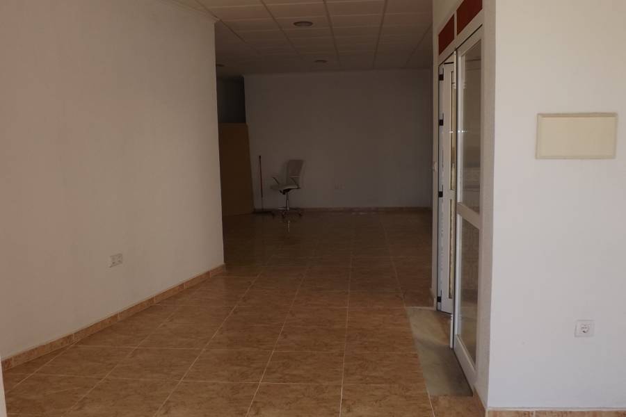 Resale - Commercial - La Mata - Centro/PLAYA