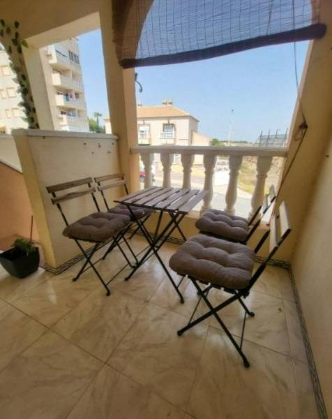 Resale - Apartament - La Mata - Torreblanca