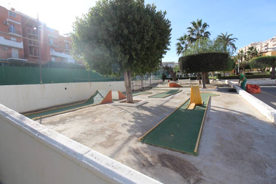 Resale - Apartament - La Mata - Torreblanca