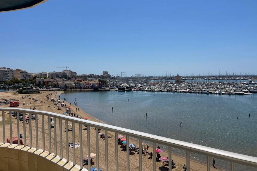 Resale - Apartament - Torrevieja - PLAYA ACEQUION 