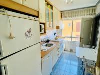 Resale - Apartament - Torrevieja - PLAYA ACEQUION 