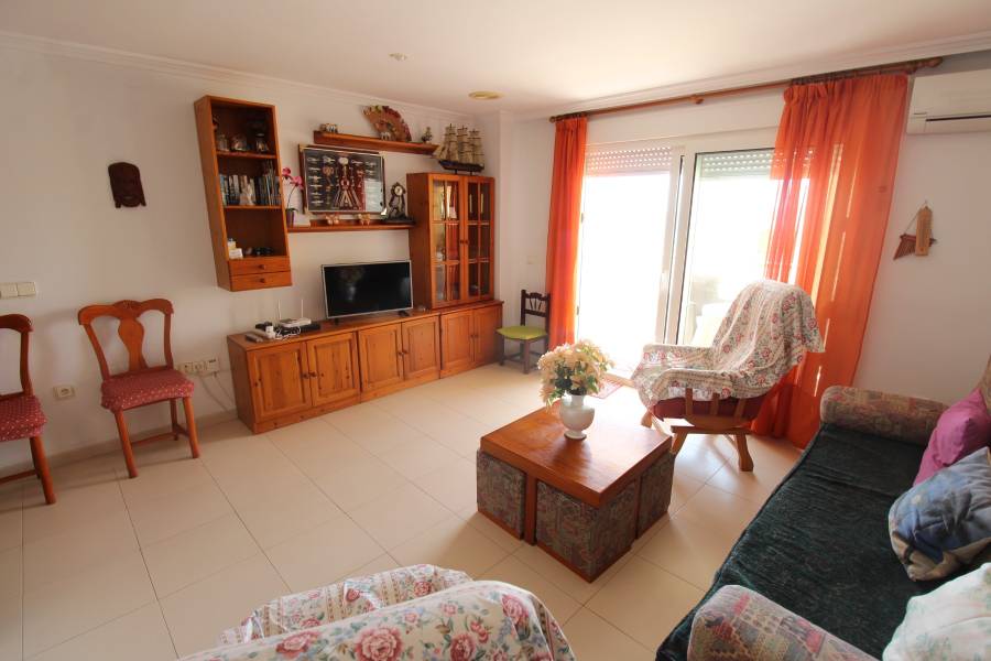 Resale - Apartament - La Mata - Centro/PLAYA