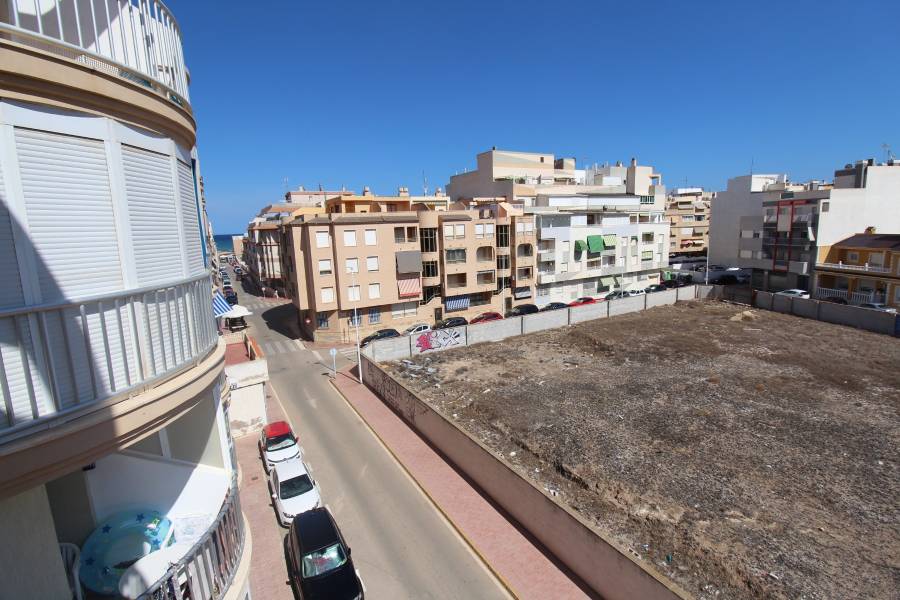 Resale - Apartament - La Mata - Centro/PLAYA