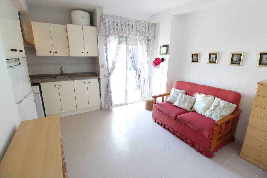 Resale - Apartament - La Mata - Centro/PLAYA