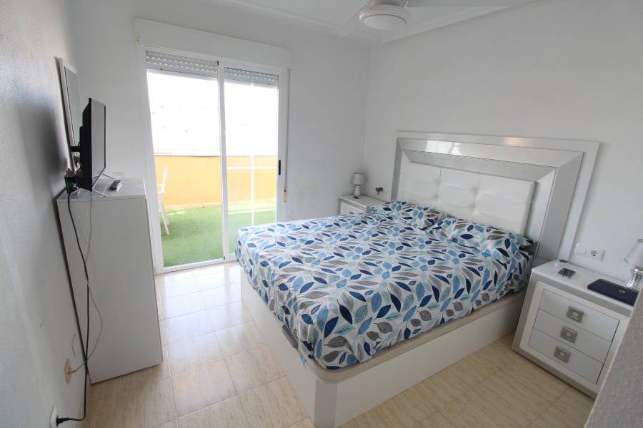 Resale - PENTHOUSE - La Mata - Pueblo/ PLAYA