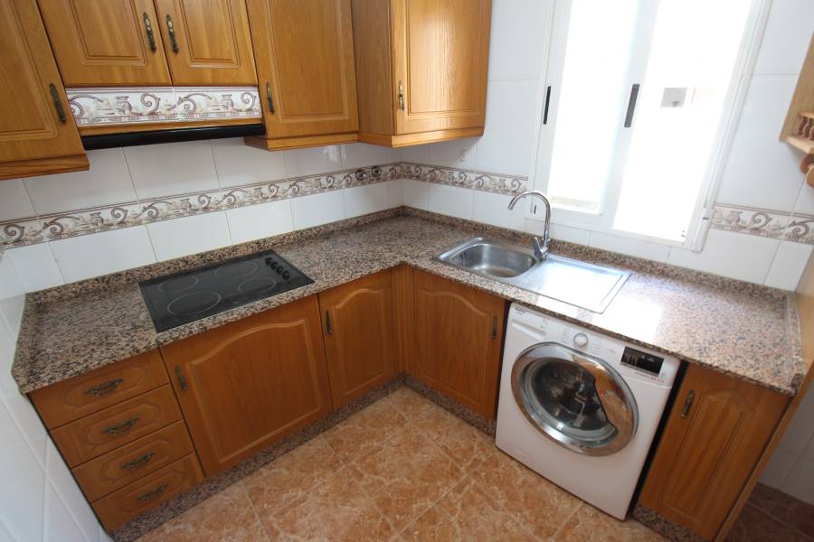 Resale - Apartament - La Mata - Pueblo/ PLAYA