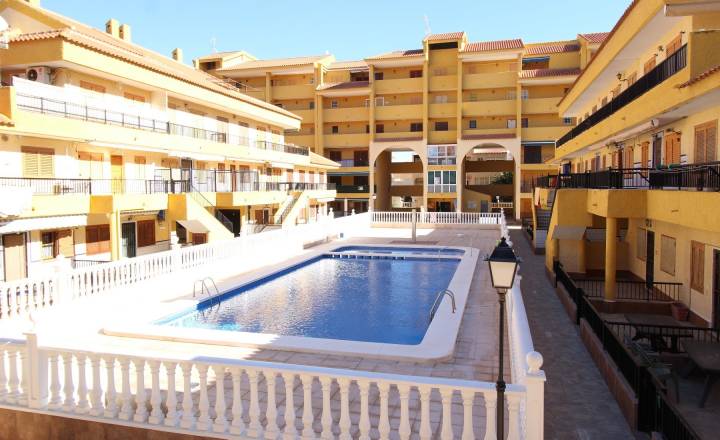 Apartamento - Reventa - La Mata - Viñamar / PLAYA