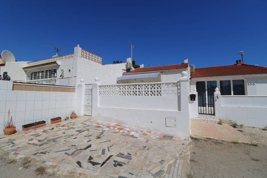 Resale - Bungalow - Torrevieja - Torreta/ URBANIZACIONES/ PLAYA