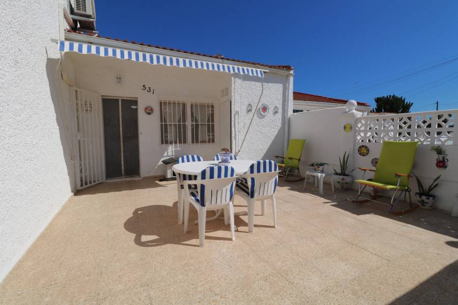 Occasion - Bungalow - Torrevieja - Torreta/ URBANIZACIONES/ PLAYA