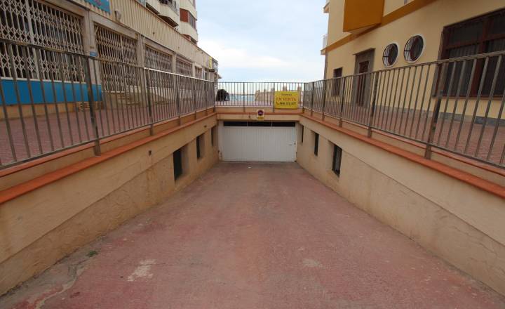 Garage - Återförsäljning - Torrevieja - PLAYA ACEQUION 