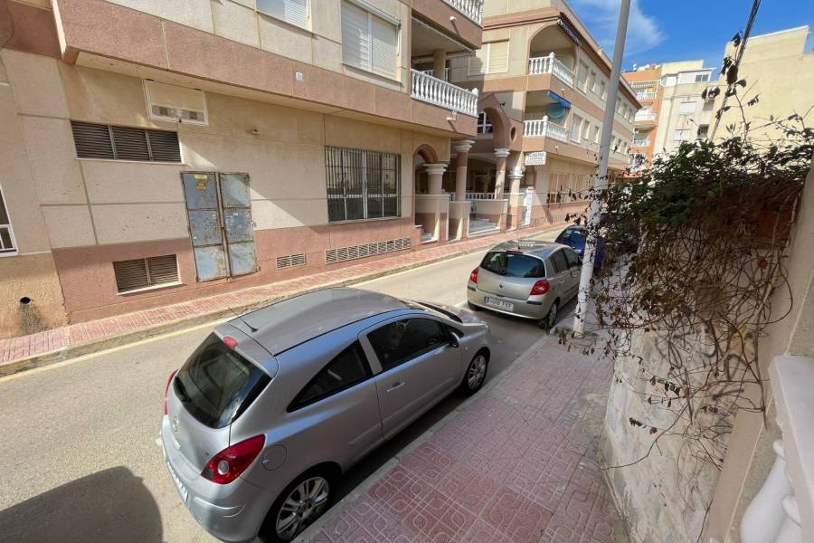 Reventa - Apartamento - La Mata - Pueblo/ PLAYA