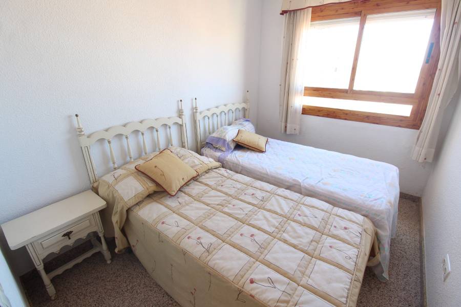 Resale - Apartament - La Mata - Pueblo/ PLAYA