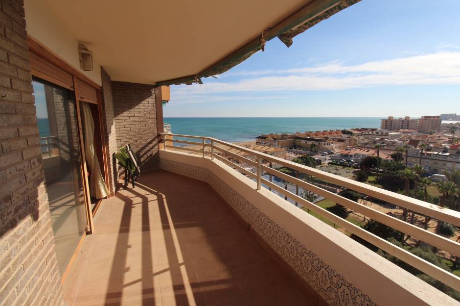 Resale - Apartament - La Mata - Pueblo/ PLAYA