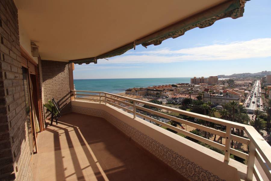 Resale - Apartament - La Mata - Pueblo/ PLAYA