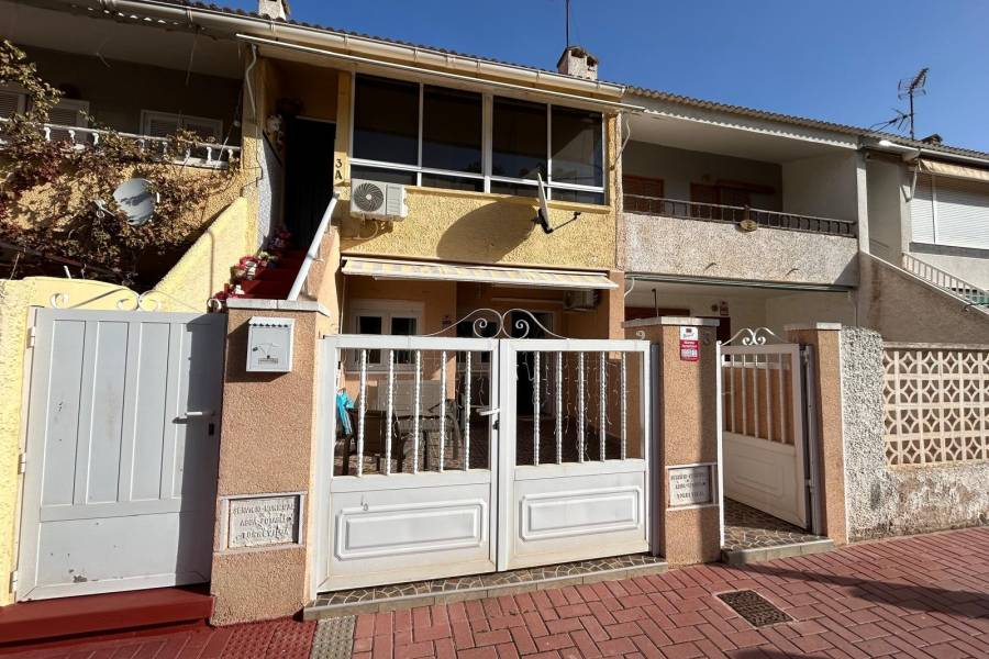 Återförsäljning - Radhus-Bungalow - Torrevieja - PLAYA DE LOS NAUFRAGOS