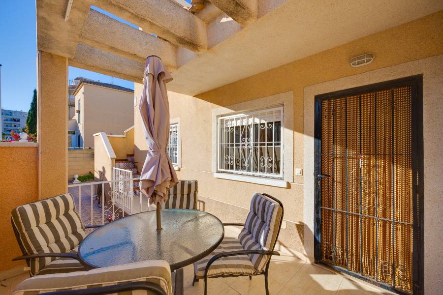 Reventa - Chalet - Torrevieja - Pueblo 