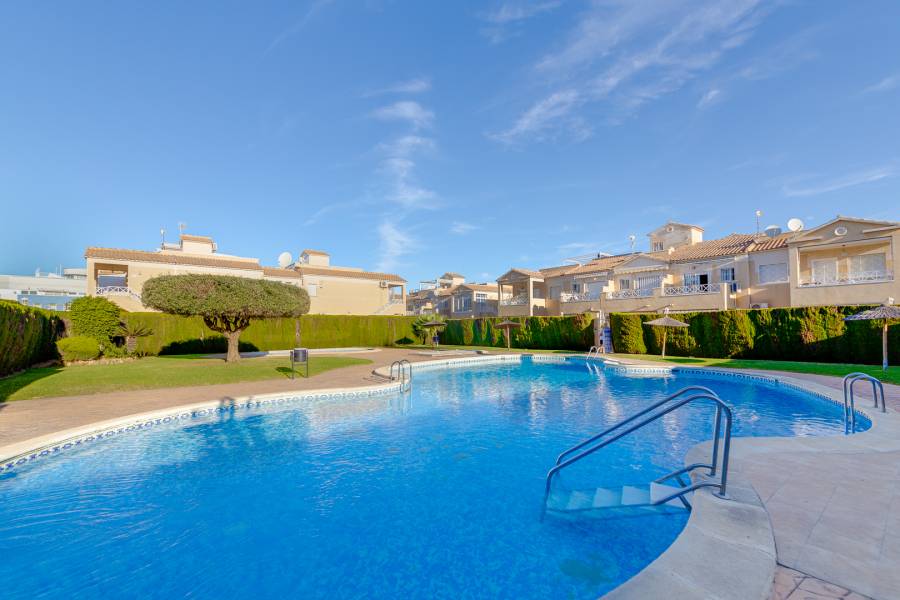 Reventa - Chalet - Torrevieja - Pueblo 