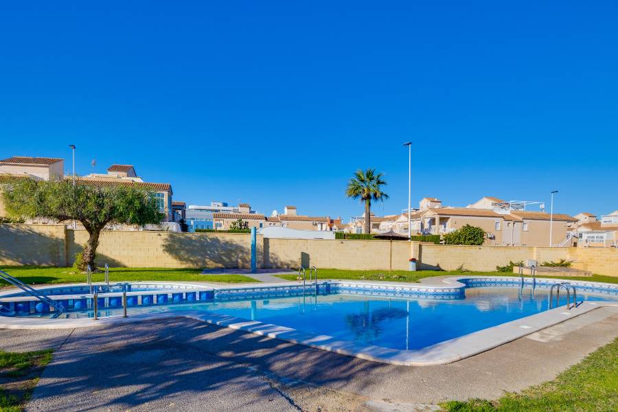 Reventa - Chalet - Torrevieja - Pueblo 