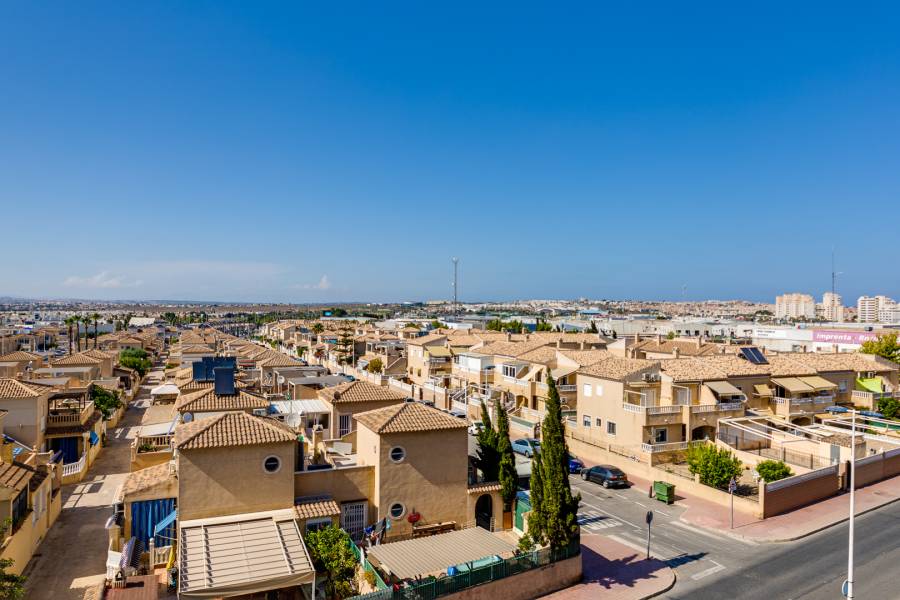 Reventa - Chalet - Torrevieja - Pueblo 