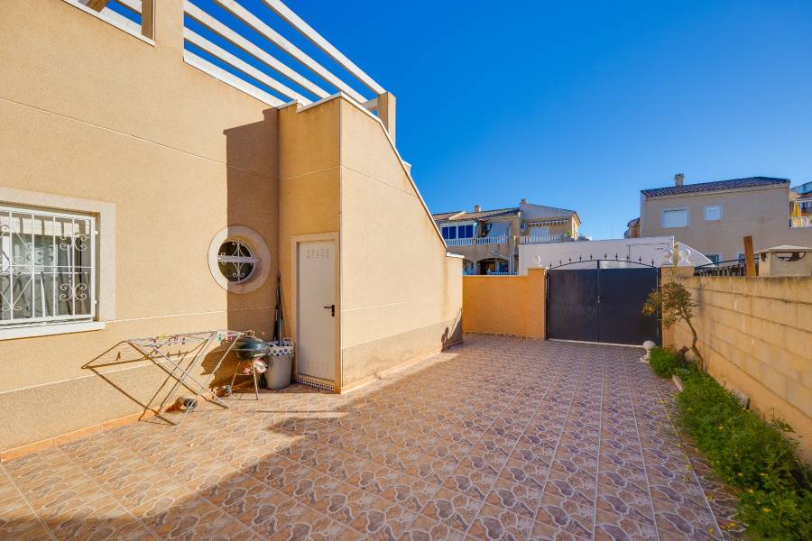 Reventa - Chalet - Torrevieja - Pueblo 