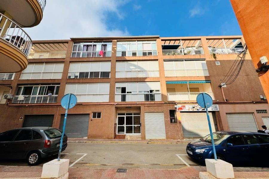 Reventa - Apartamento - La Mata - Centro/PLAYA