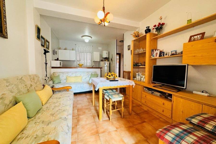 Reventa - Apartamento - La Mata - Centro/PLAYA