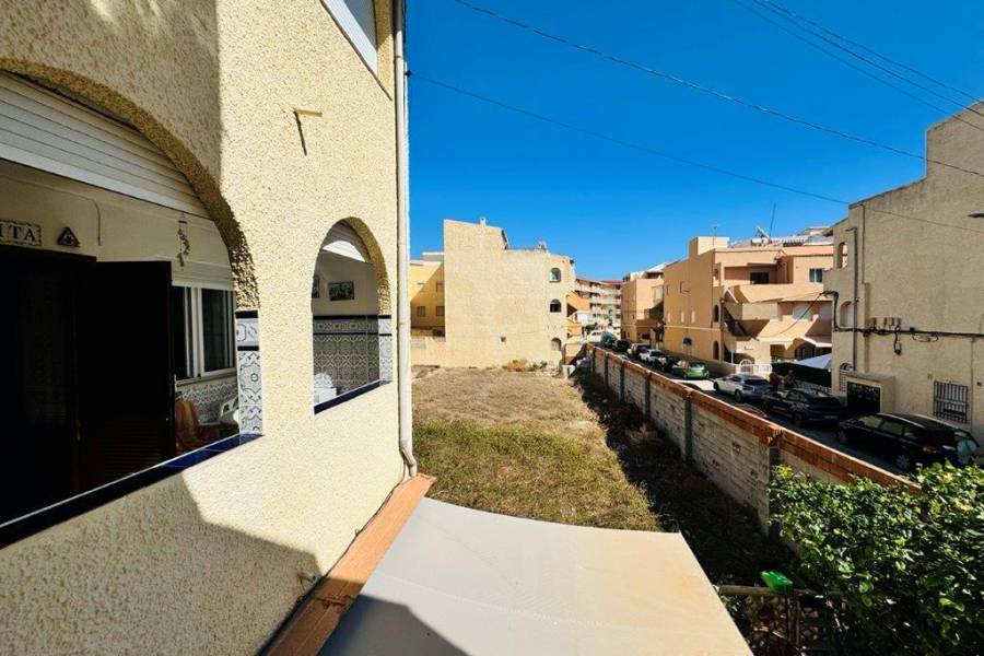 Reventa - Apartamento - La Mata - Centro/PLAYA