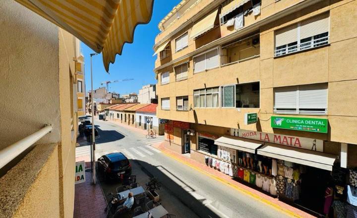 Apartamento - Reventa - La Mata - Pueblo/ PLAYA