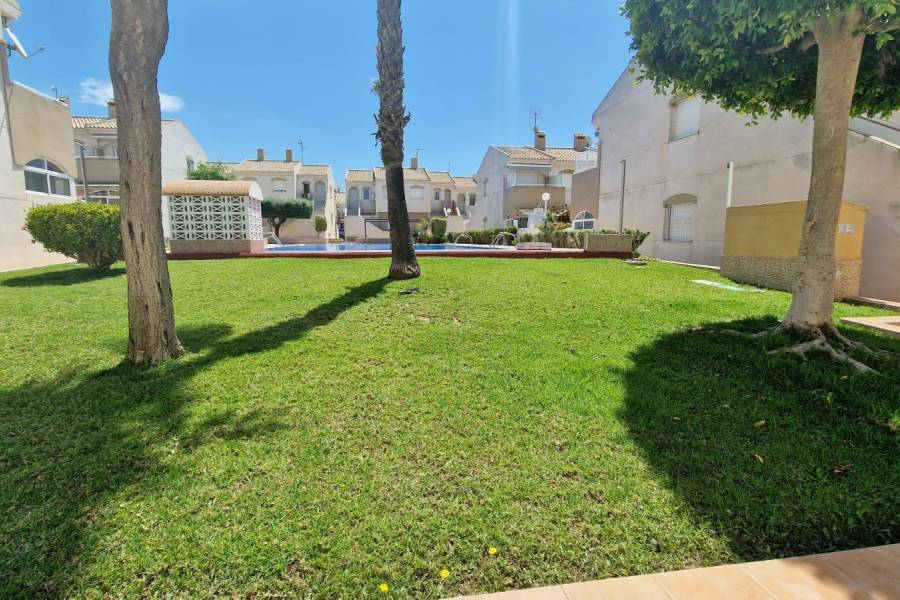 Återförsäljning - Radhus-Bungalow - Torrevieja - Aguas Nuevas
