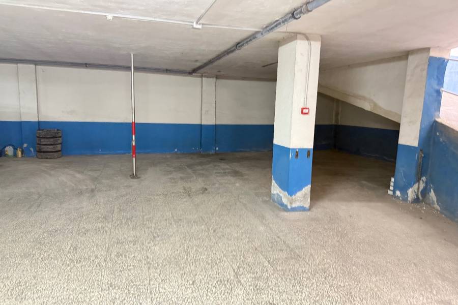 Weiterverkauf  - Garage - La Mata - Pueblo/ PLAYA