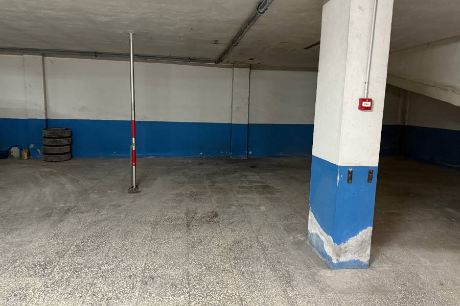 Weiterverkauf  - Garage - La Mata - Pueblo/ PLAYA