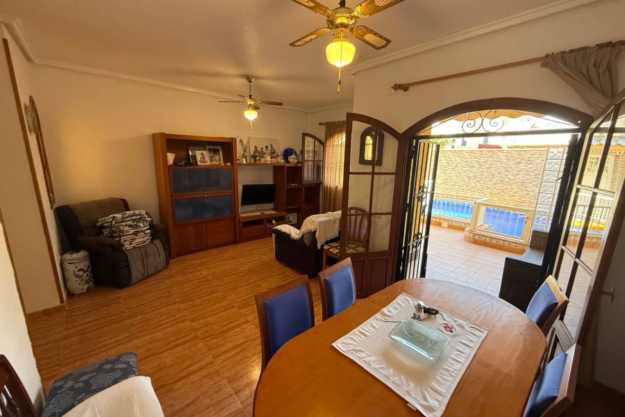 Occasion - Chalet - Torrevieja - Playa Los Locos