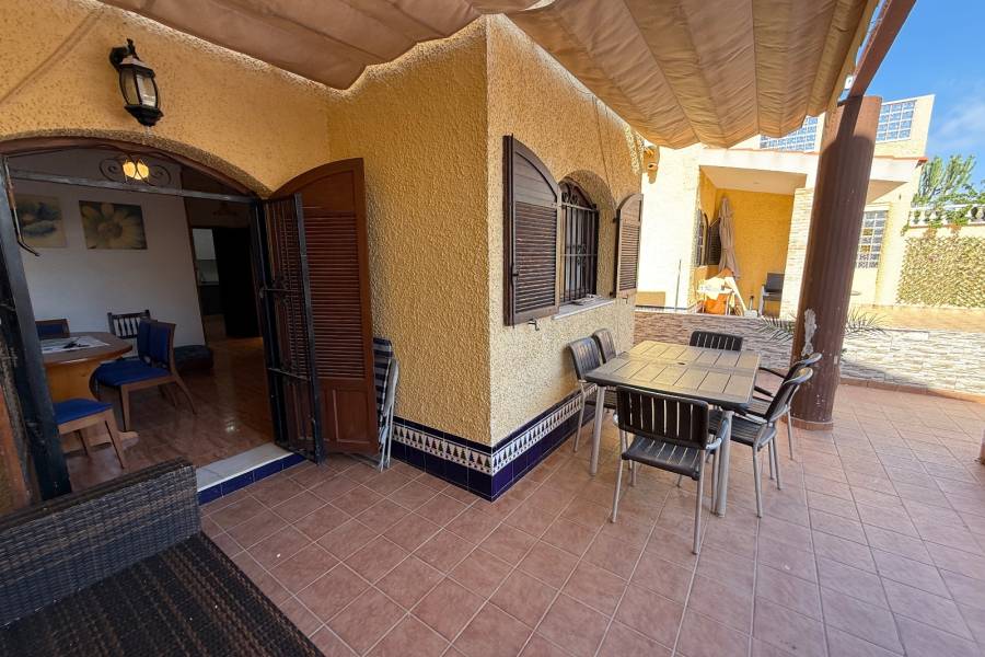 Occasion - Chalet - Torrevieja - Playa Los Locos