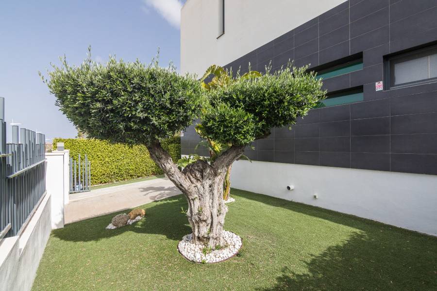 Återförsäljning - Villa - Algorfa - La Finca Golf