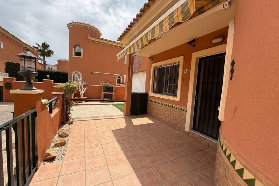 Occasion - Chalet - ORIHUELA COSTA - Playa Flamenca
