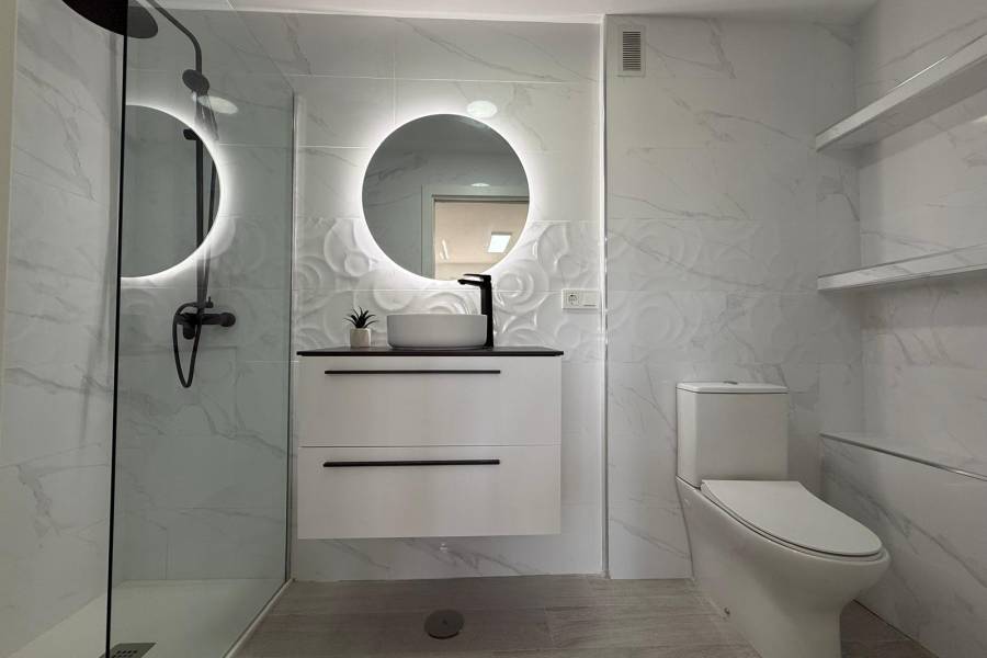 Occasion - Appartement - Torrevieja - Playa de los Naufragos