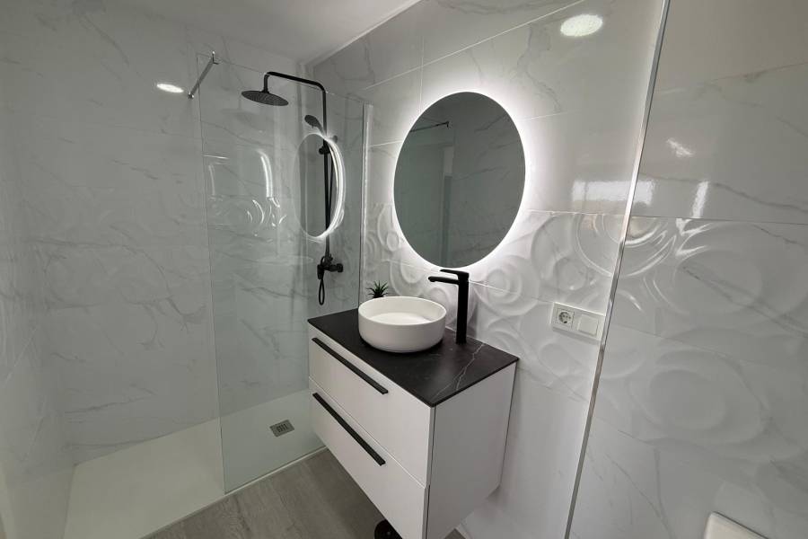 Occasion - Appartement - Torrevieja - Playa de los Naufragos
