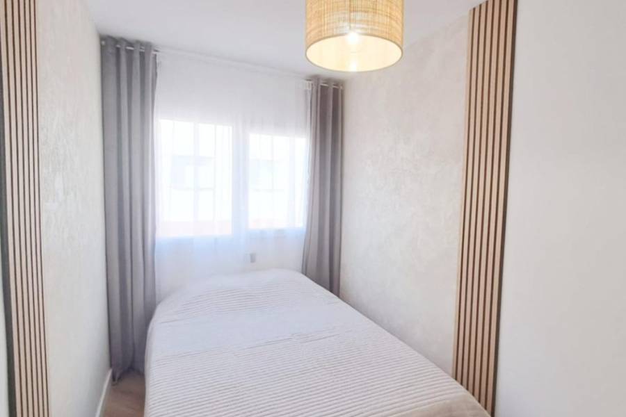 Reventa - Apartamento - Torrevieja - Parque de las Naciones
