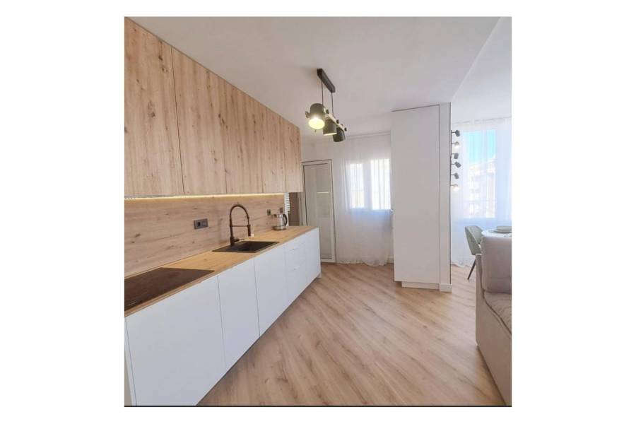 Reventa - Apartamento - Torrevieja - Parque de las Naciones