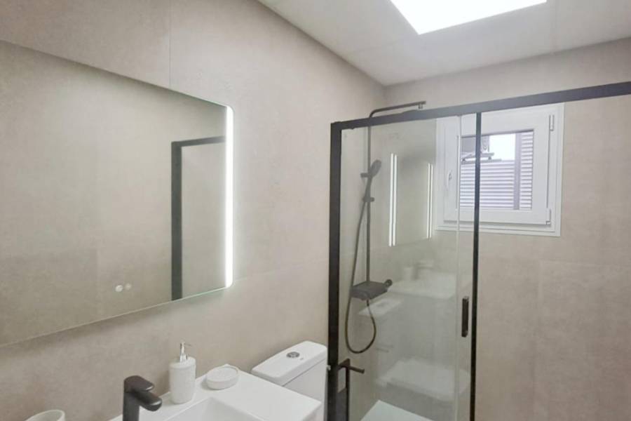 Reventa - Apartamento - Torrevieja - Parque de las Naciones
