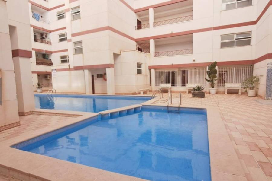 Reventa - Apartamento - Torrevieja - Parque de las Naciones