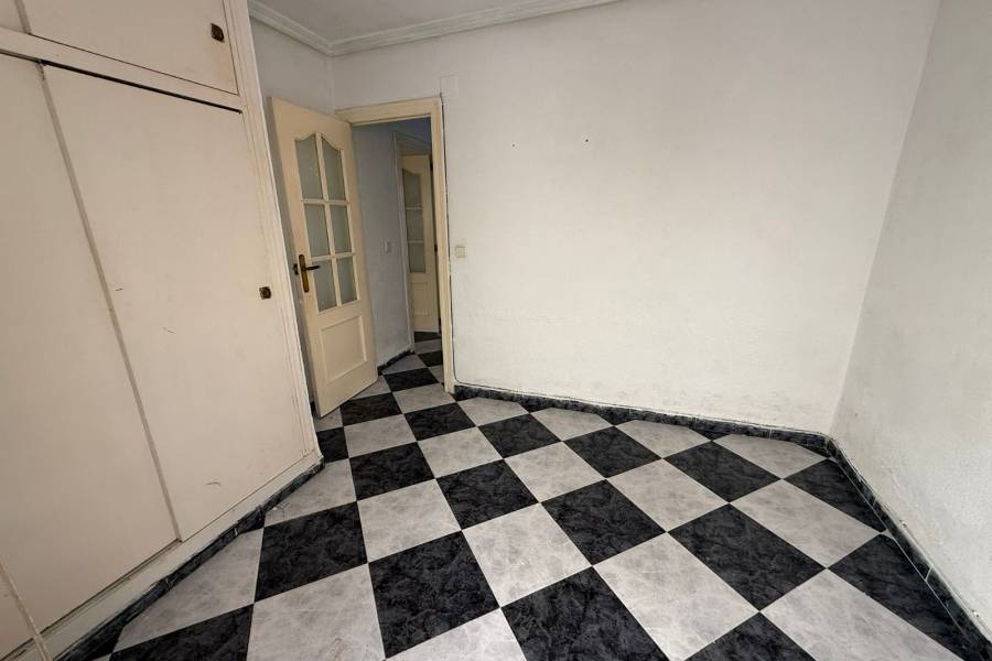 Weiterverkauf  - Wohnung - Torrevieja - La Mata/PLAYA