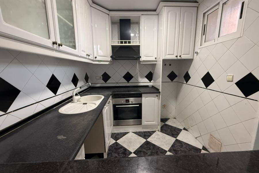 Weiterverkauf  - Wohnung - Torrevieja - La Mata/PLAYA