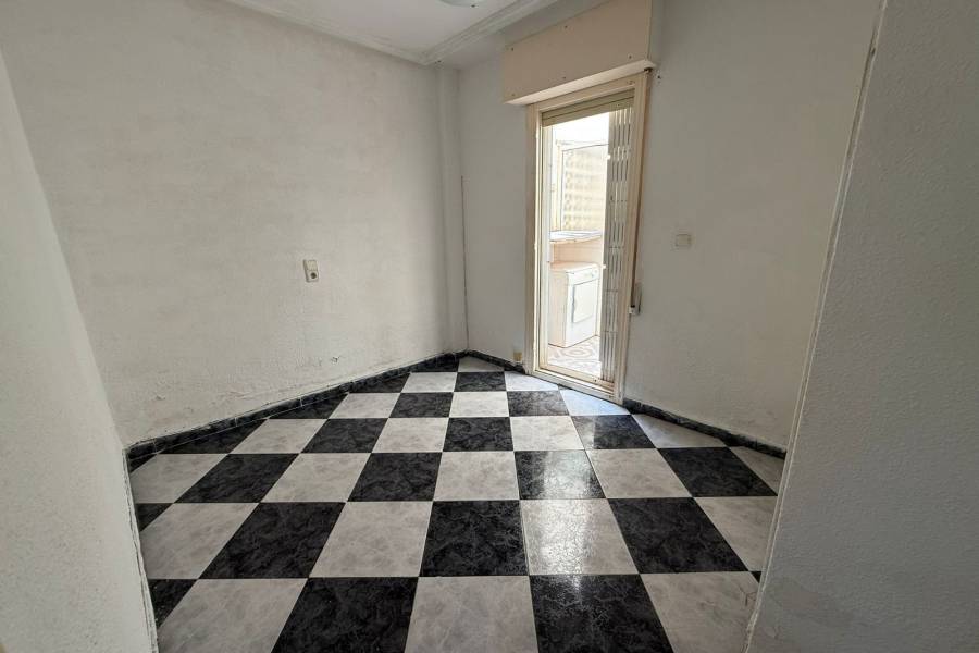 Weiterverkauf  - Wohnung - Torrevieja - La Mata/PLAYA