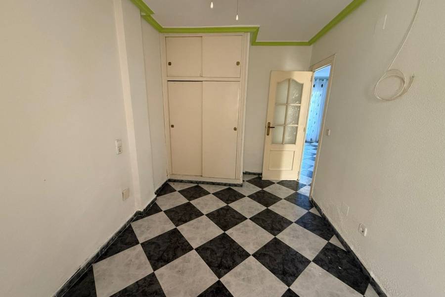 Weiterverkauf  - Wohnung - Torrevieja - La Mata/PLAYA