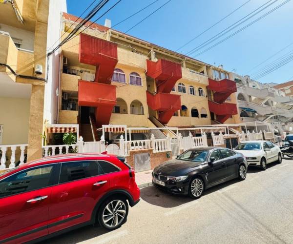Apartamento - Reventa - La Mata - Plaza/ PLAYA
