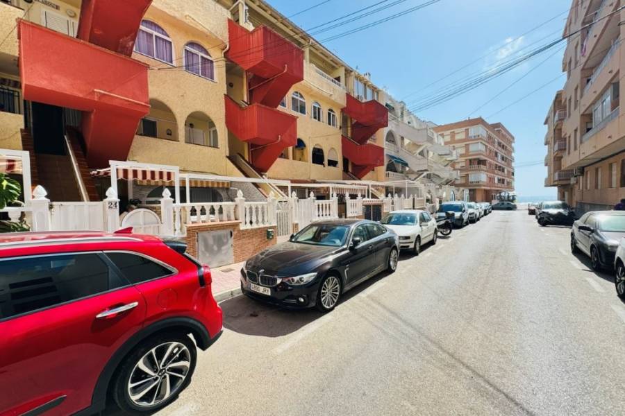 Reventa - Apartamento - La Mata - Plaza/ PLAYA
