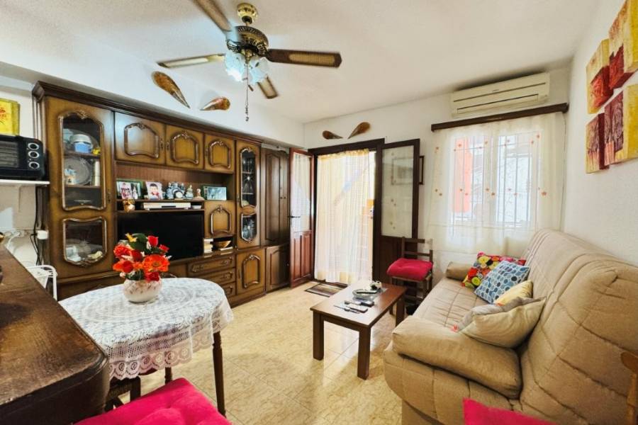 Reventa - Apartamento - La Mata - Plaza/ PLAYA