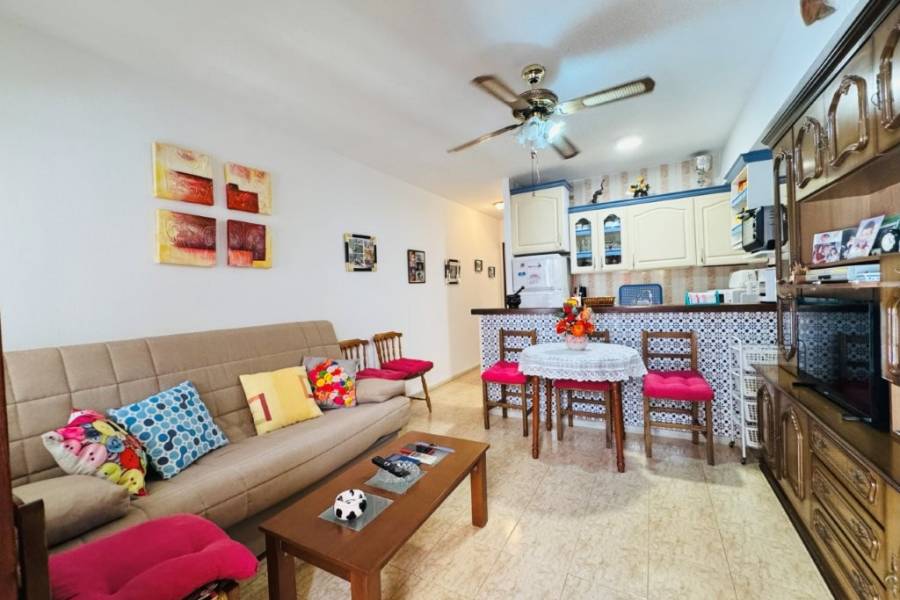 Reventa - Apartamento - La Mata - Plaza/ PLAYA