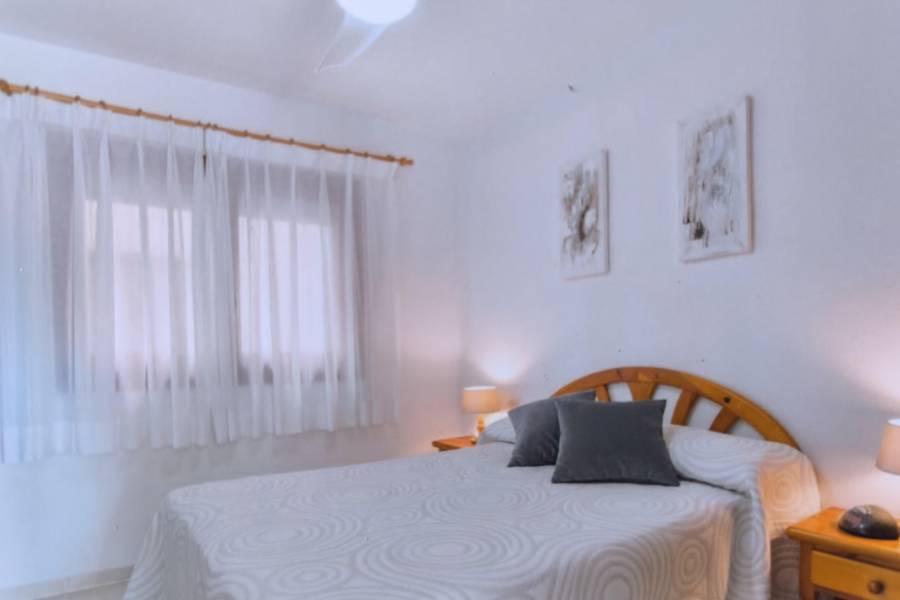 Reventa - Apartamento - La Mata - PLAYA